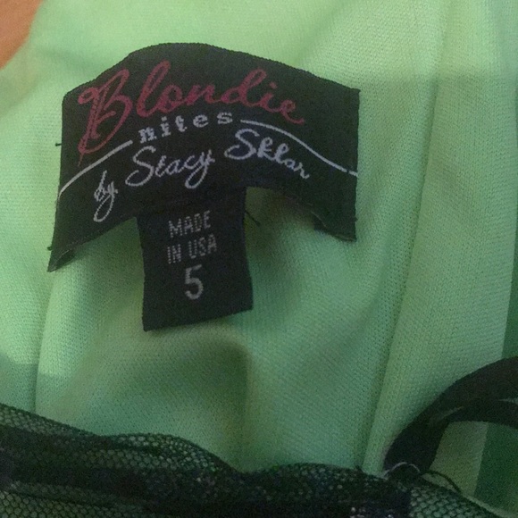 Dress - Picture 4 of 4